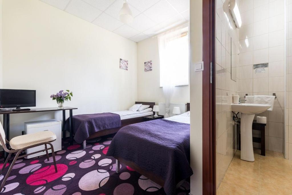 Motel Silver Konstantynow Lodzki Bilik gambar